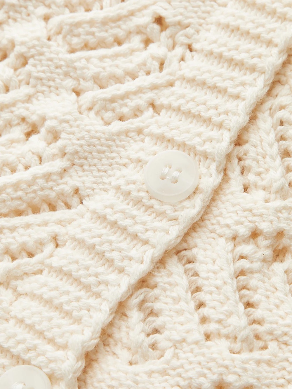135 Knitted Sleeveless Cardigan with Button Front - Picture 3 of 4